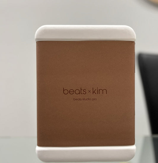 Beats Studio Pro x Kim Special Edition